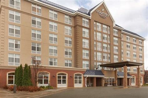 country inn suites mn locations.
